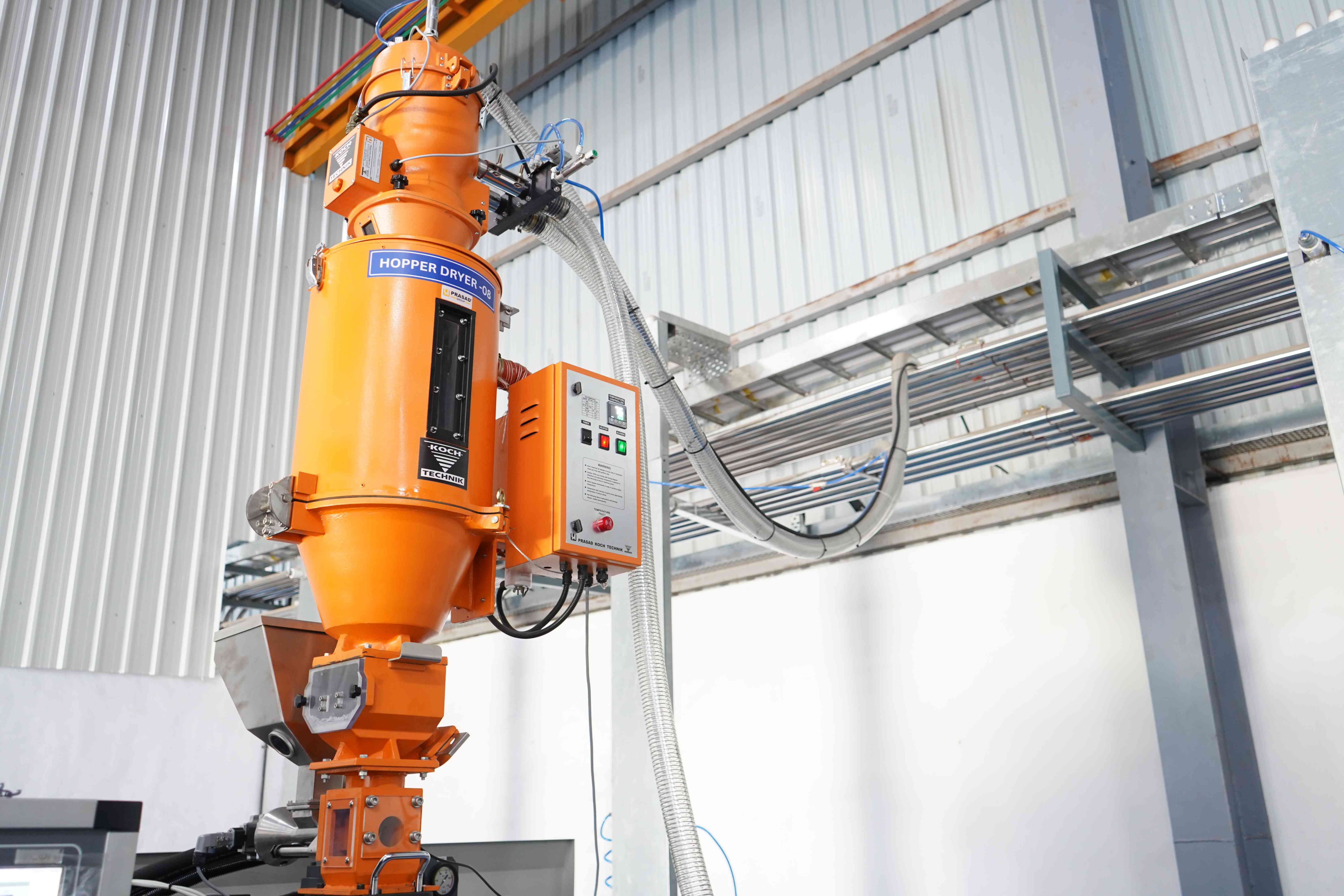 Molded plastic components with repeatable quality